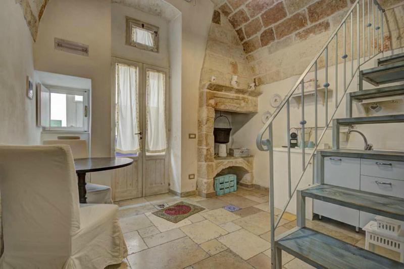 B&B Casa Fiore Поліньяно-а-Маре Екстер'єр фото